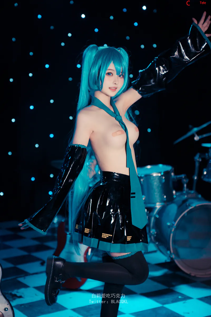 Blacqkl Cosplay Hatsune Miku Photos E