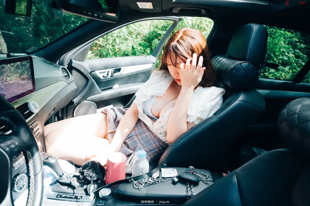 [Loozy] Mozzi (모찌) – Doggy “104 photos and 6 video”