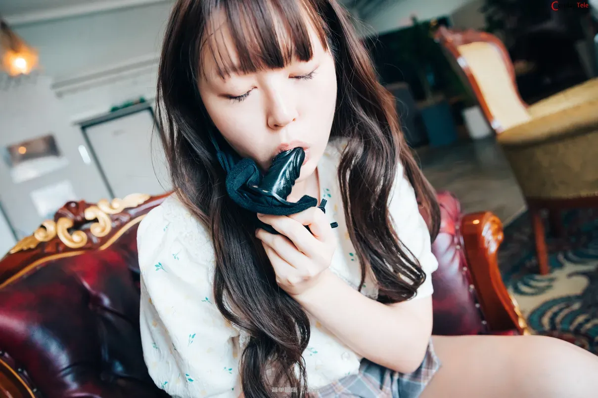 [Loozy] Mozzi (모찌) – Doggy “104 photos and 6 video”-80