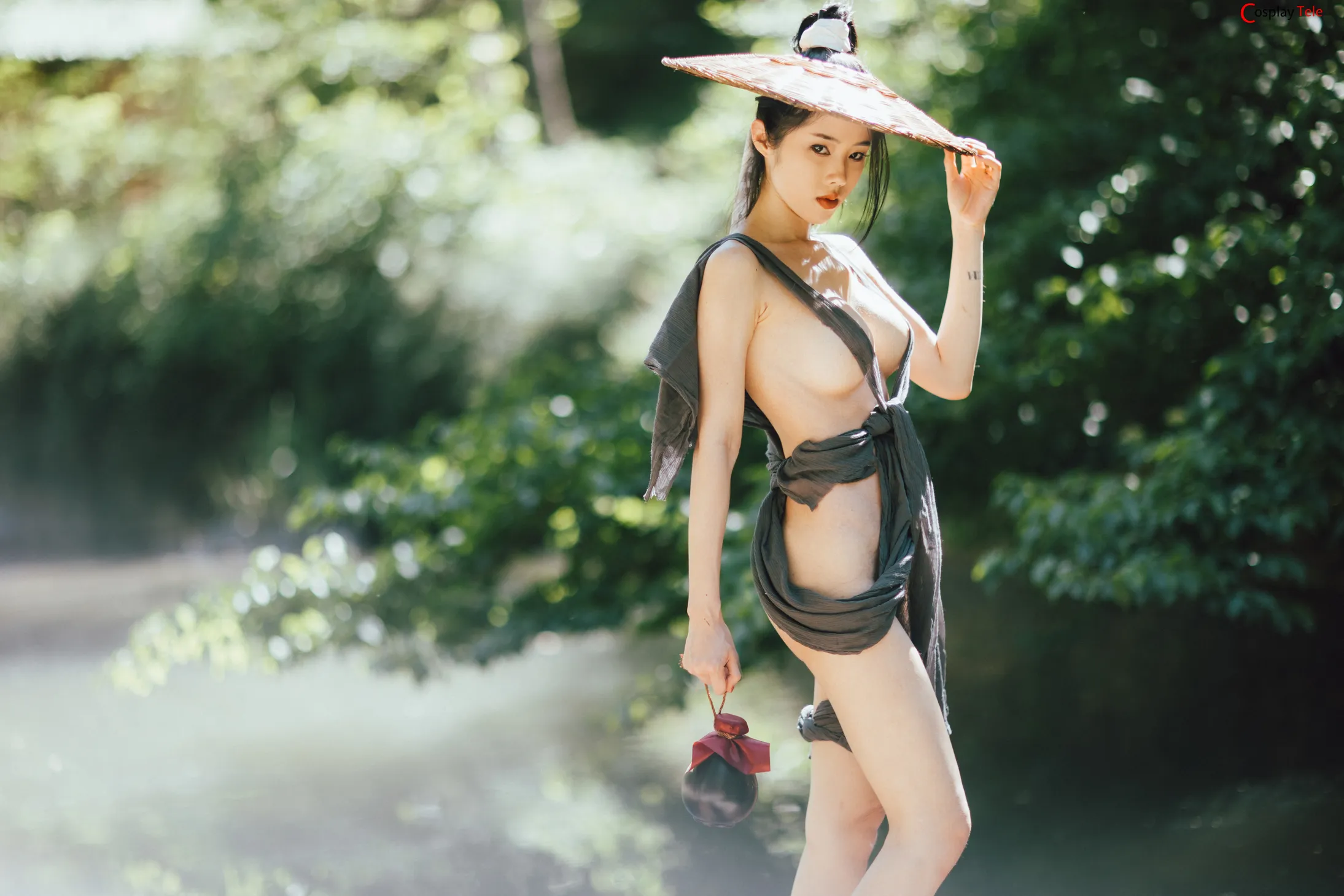 钛合金TiTi – Drinking in the mountain “100 photos”-13