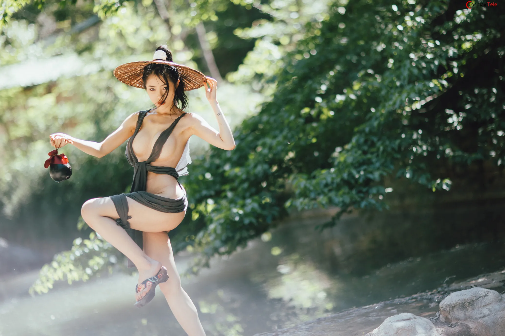 钛合金TiTi – Drinking in the mountain “100 photos”-15