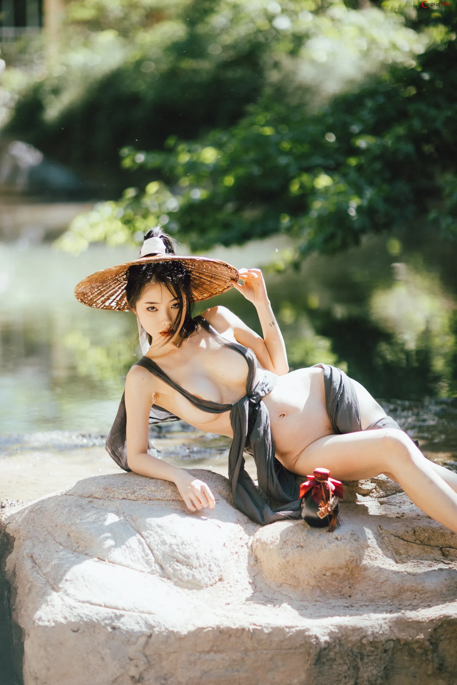 钛合金TiTi – Drinking in the mountain “100 photos”-18