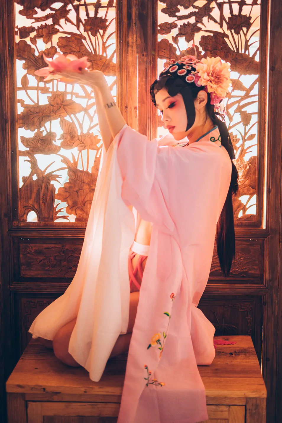 钛合金TiTi – Pan Jinlian “83 photos”-76