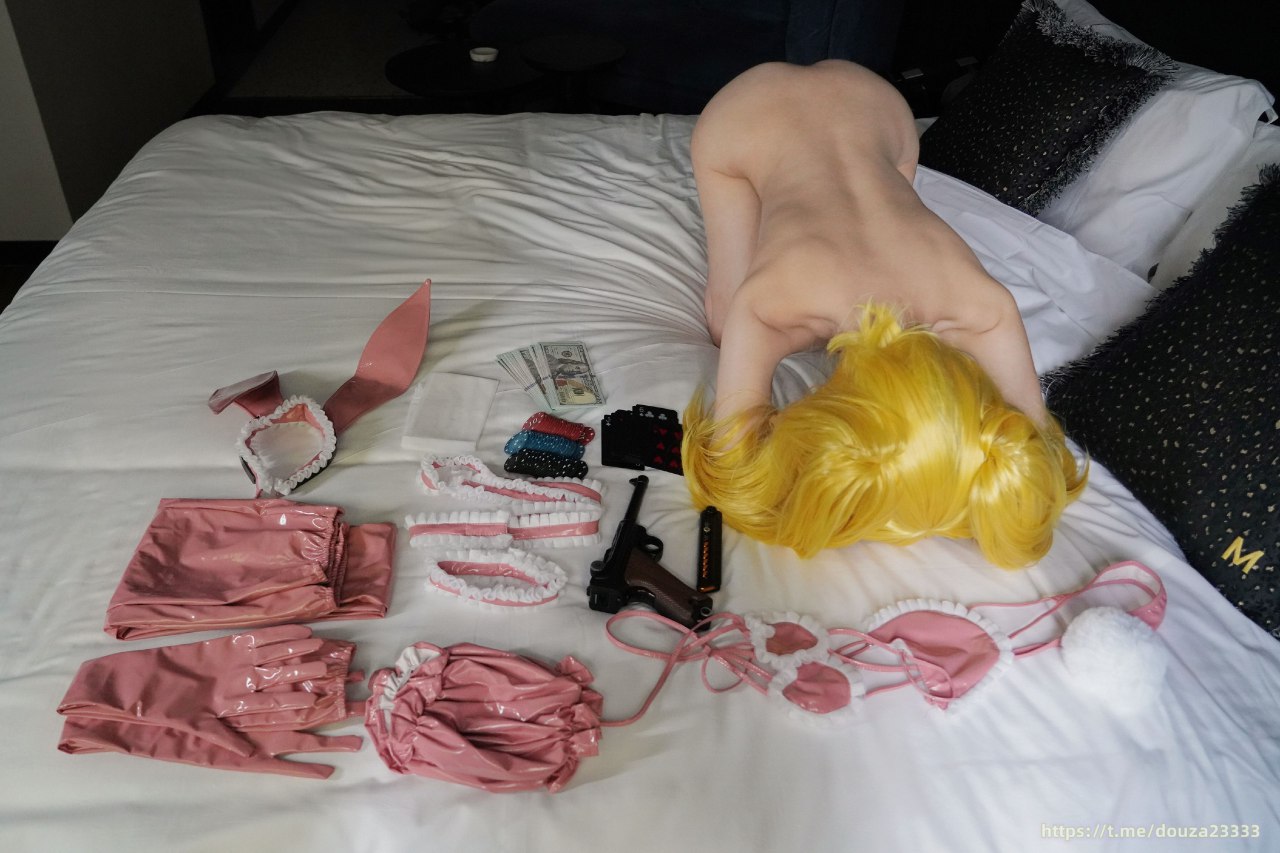 絞肉機 – 芽亞里兔女郎