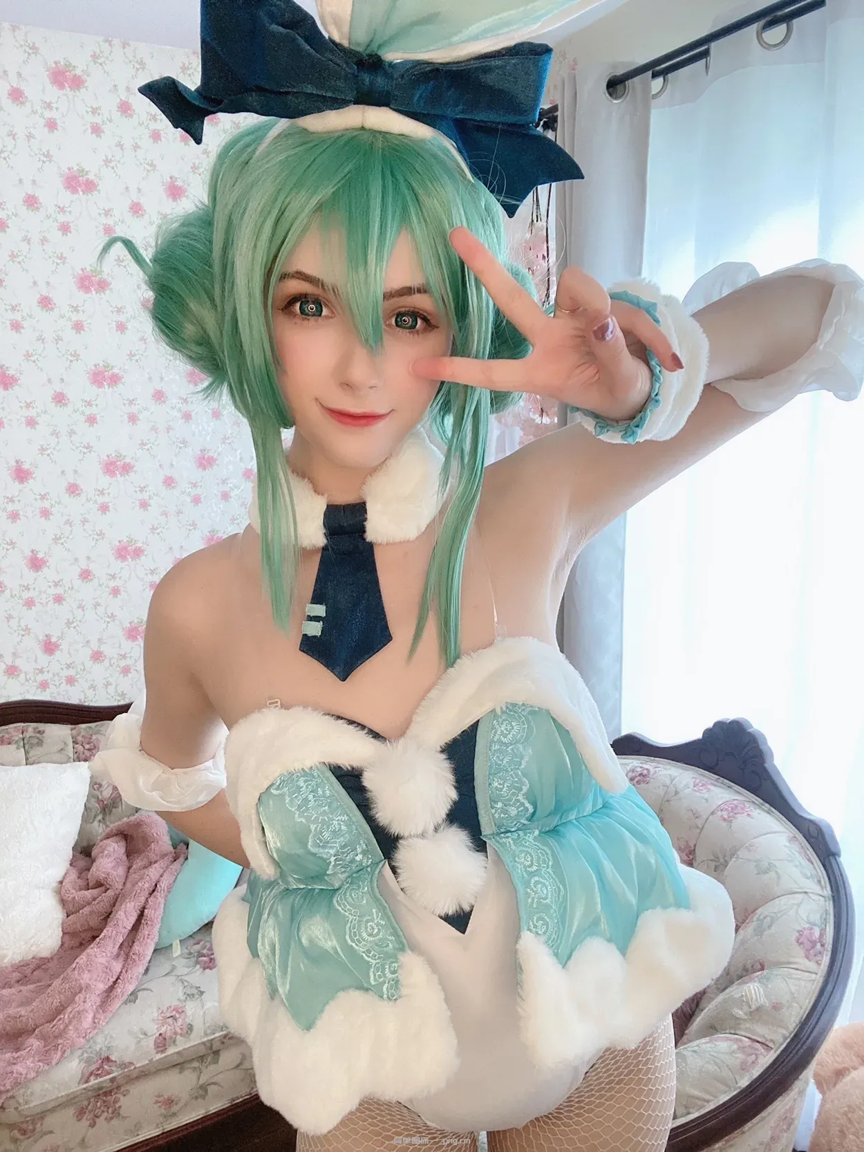 HirariAnn – Bunny Miku