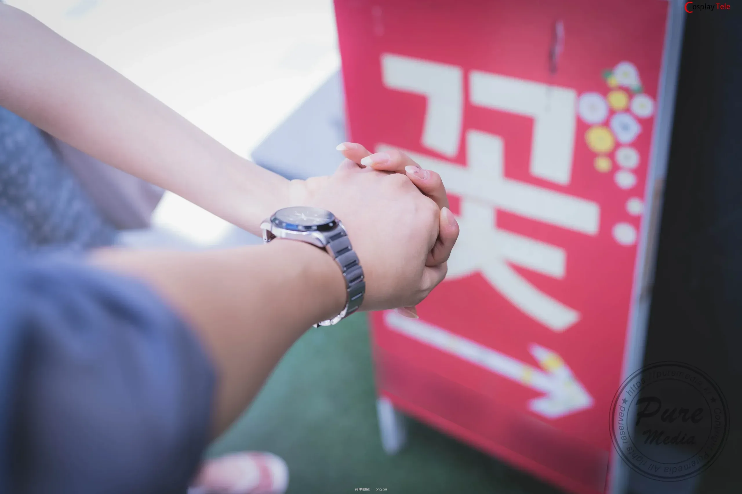 Pure Media – Hina (히나) – Red lanyard “121 photos”-2