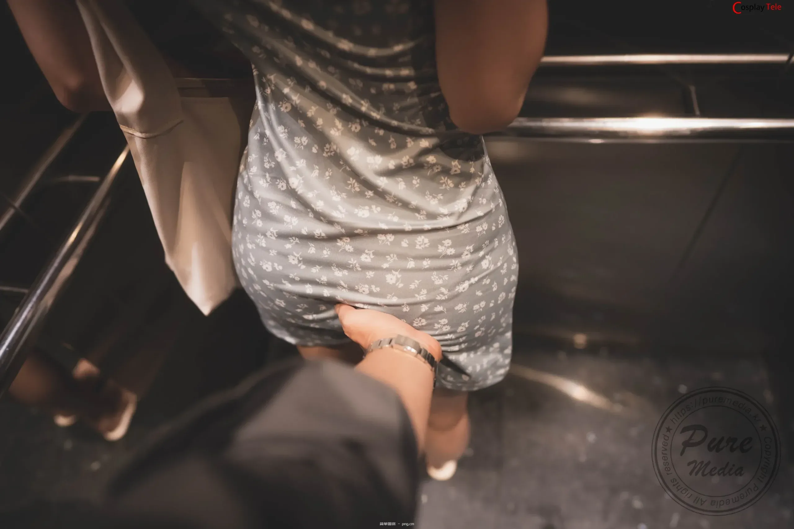 Pure Media – Hina (히나) – Red lanyard “121 photos”-25