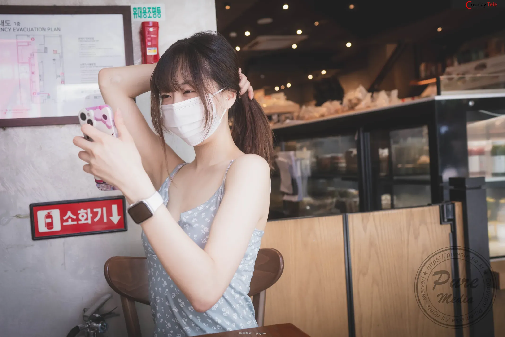 Pure Media – Hina (히나) – Red lanyard “121 photos”-40