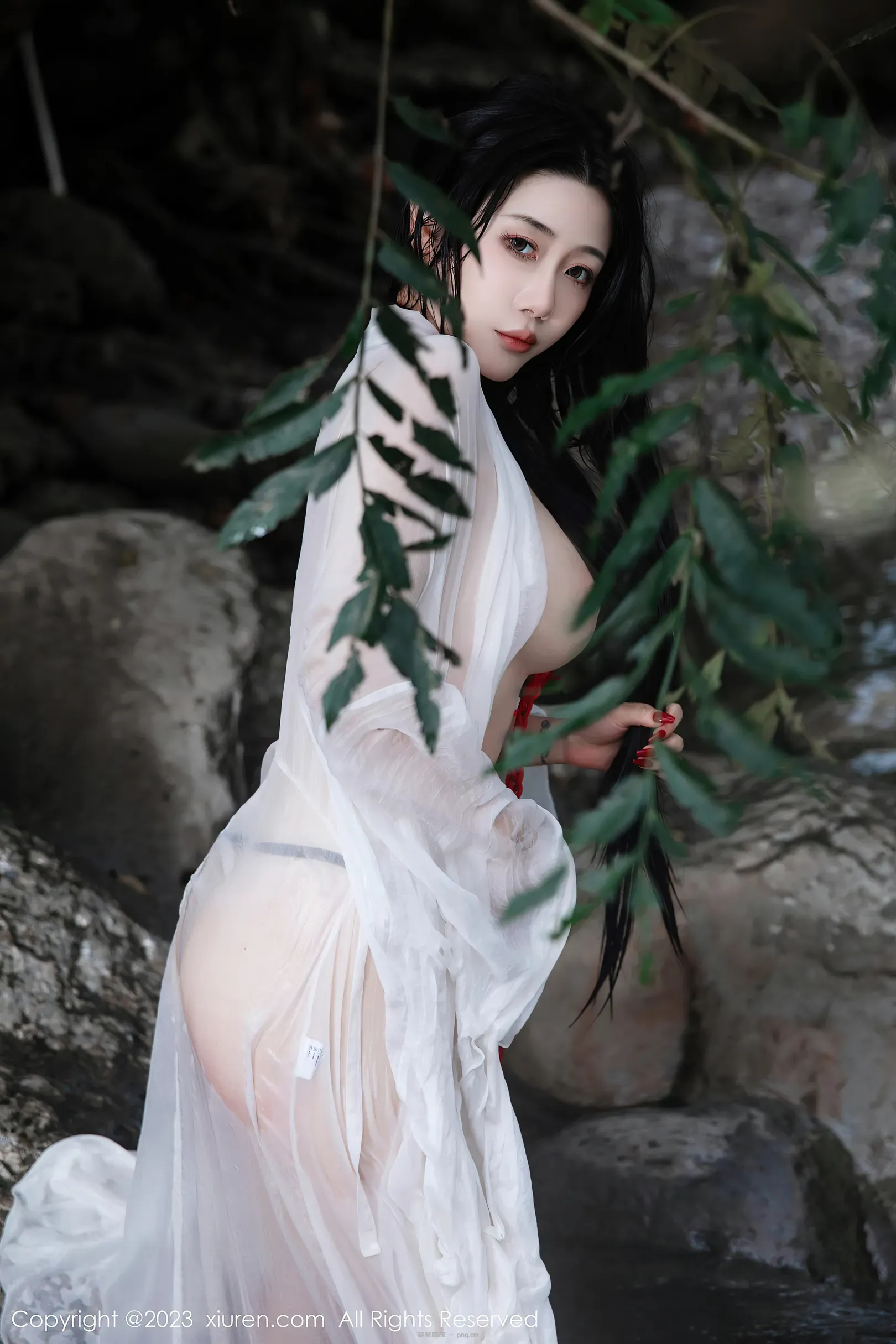XiuRen秀人网 – 严利娅Yuliya – Waterfall “90 photos”-5