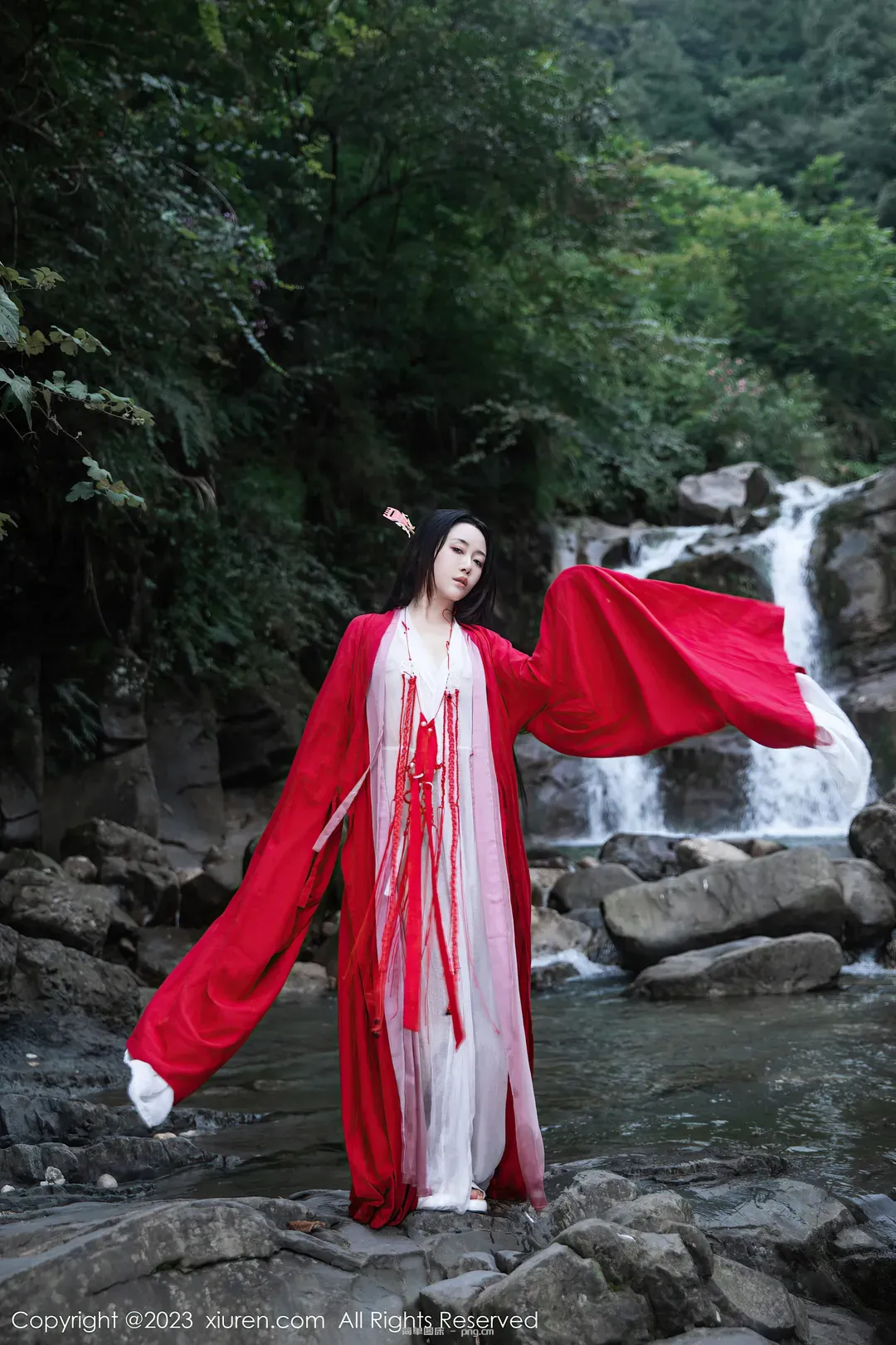 XiuRen秀人网 – 严利娅Yuliya – Waterfall “90 photos”-7