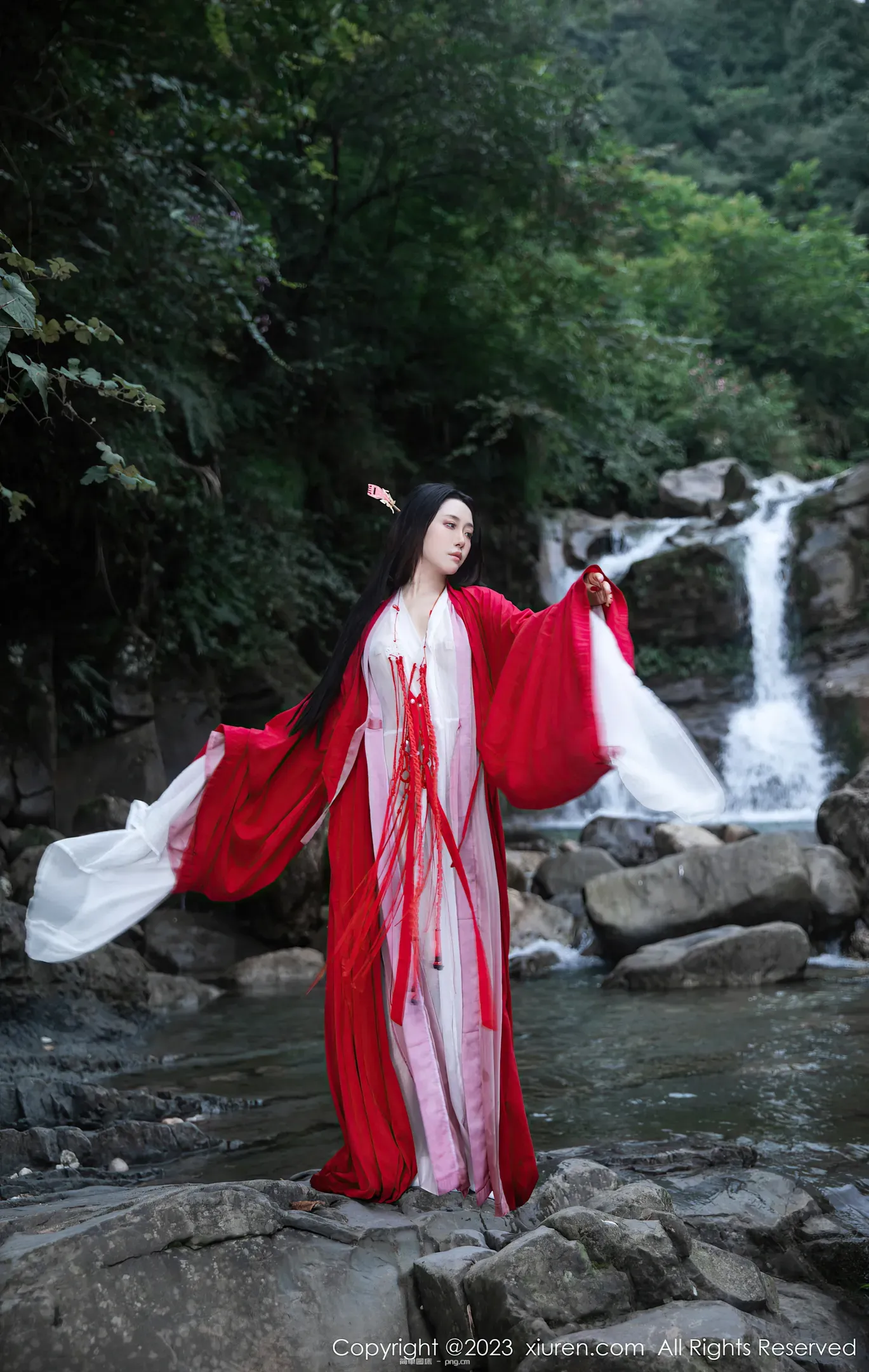 XiuRen秀人网 – 严利娅Yuliya – Waterfall “90 photos”-8