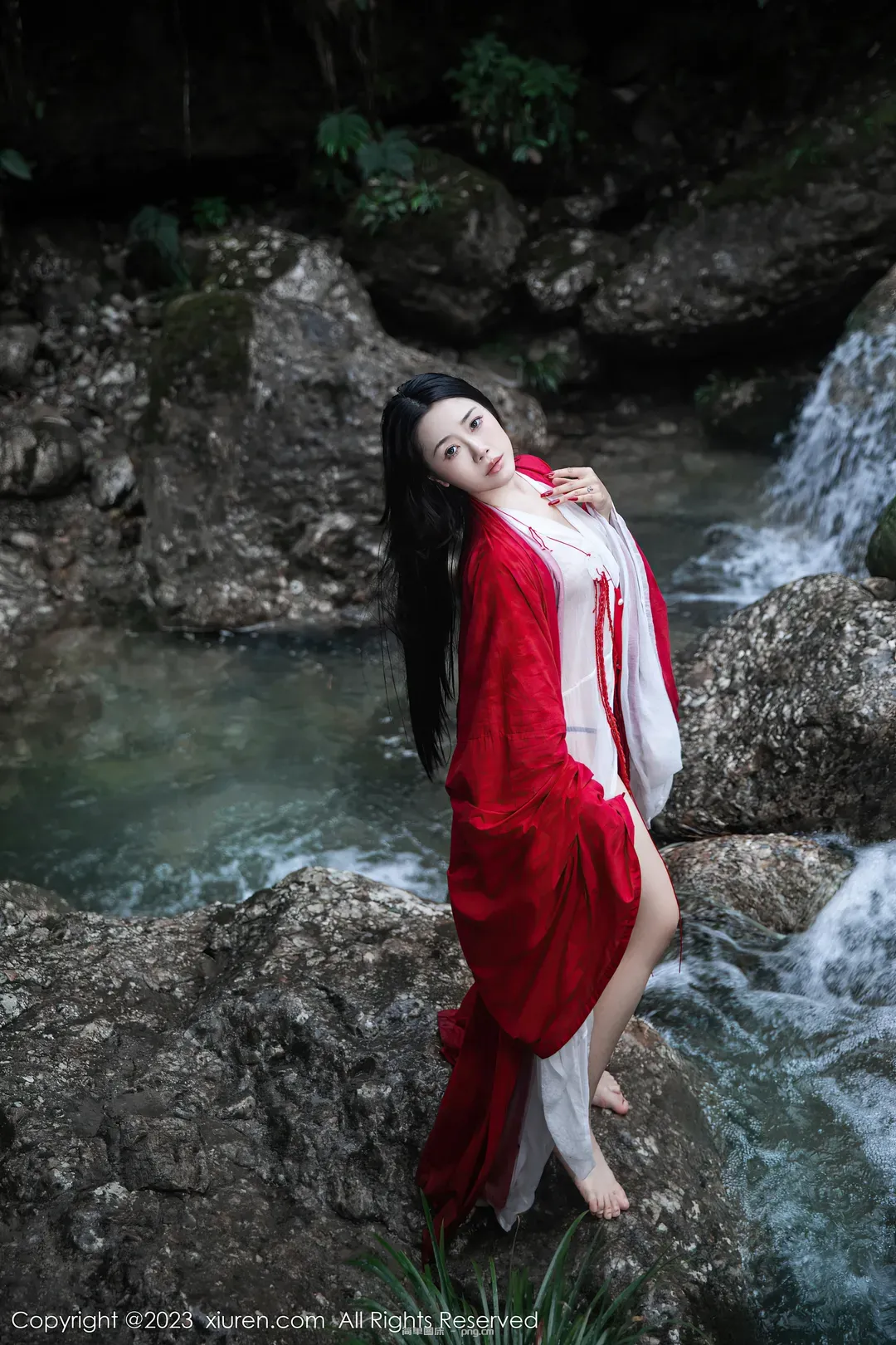 XiuRen秀人网 – 严利娅Yuliya – Waterfall “90 photos”-16