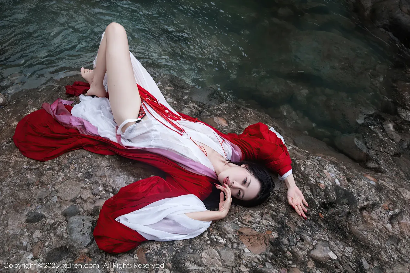 XiuRen秀人网 – 严利娅Yuliya – Waterfall “90 photos”-21