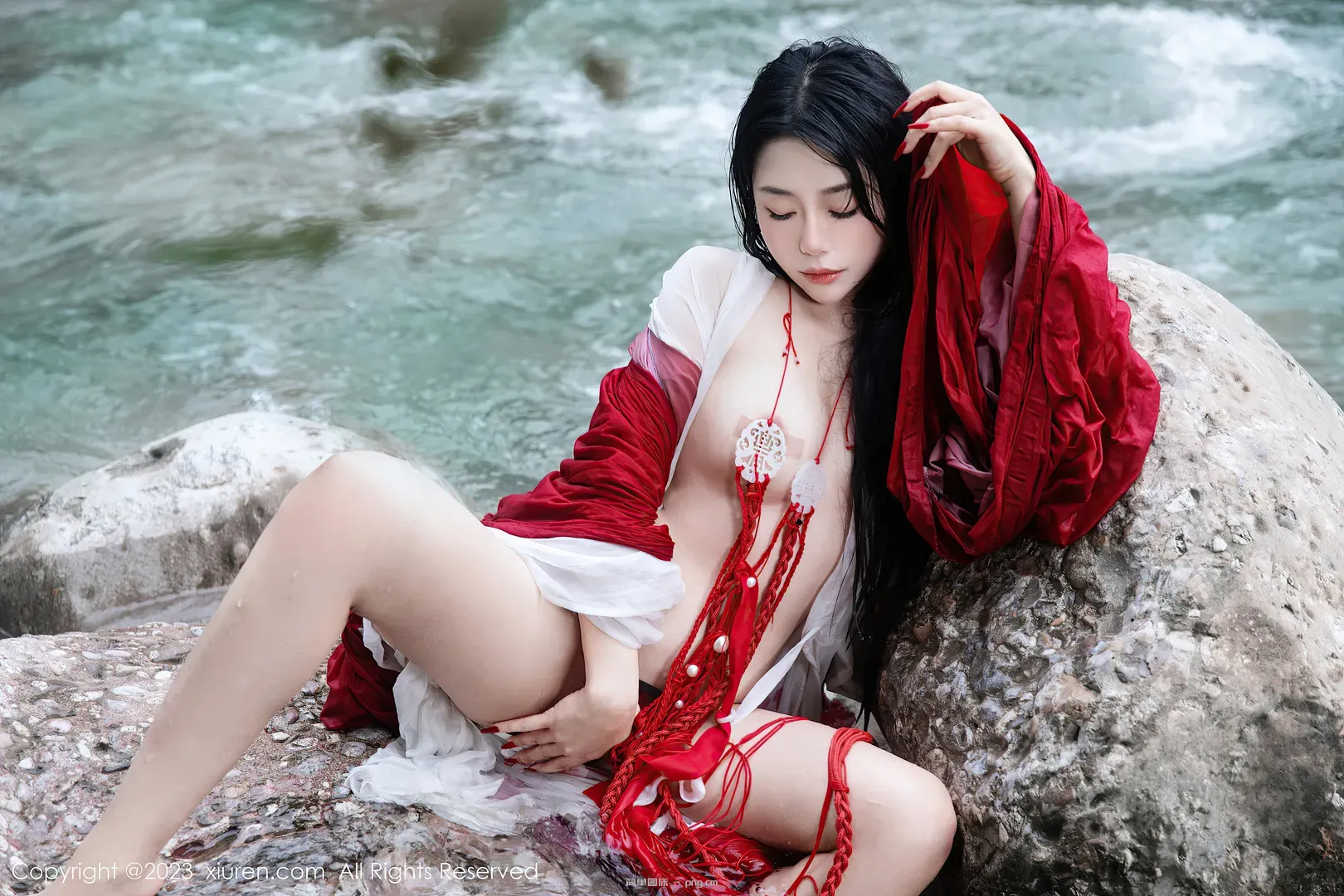 XiuRen秀人网 – 严利娅Yuliya – Waterfall “90 photos”-47