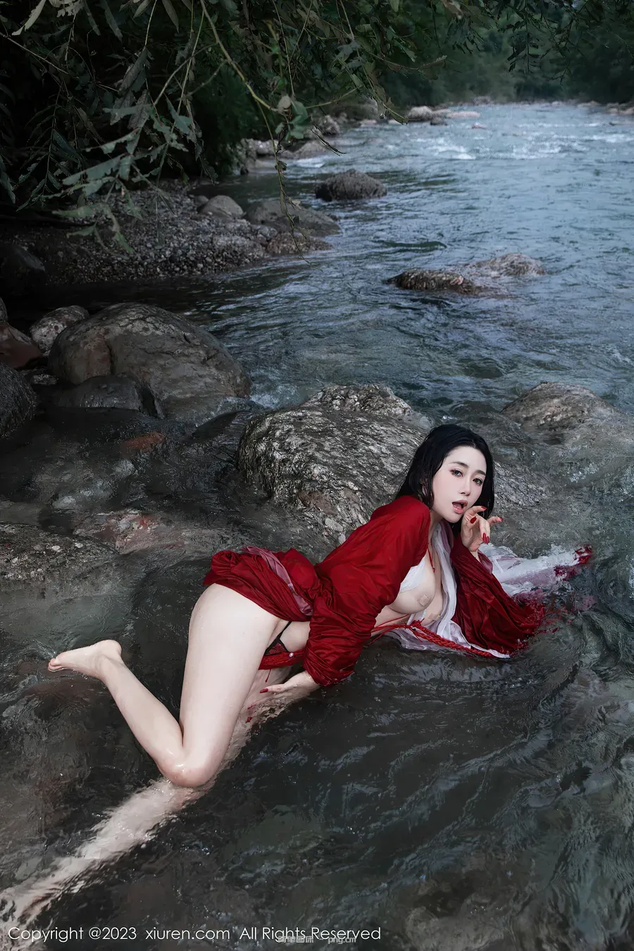 XiuRen秀人网 – 严利娅Yuliya – Waterfall “90 photos”-56