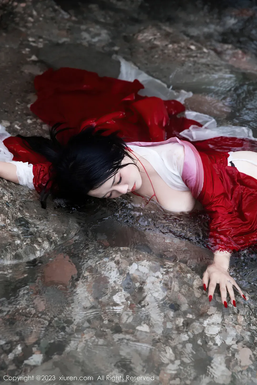 XiuRen秀人网 – 严利娅Yuliya – Waterfall “90 photos”-58