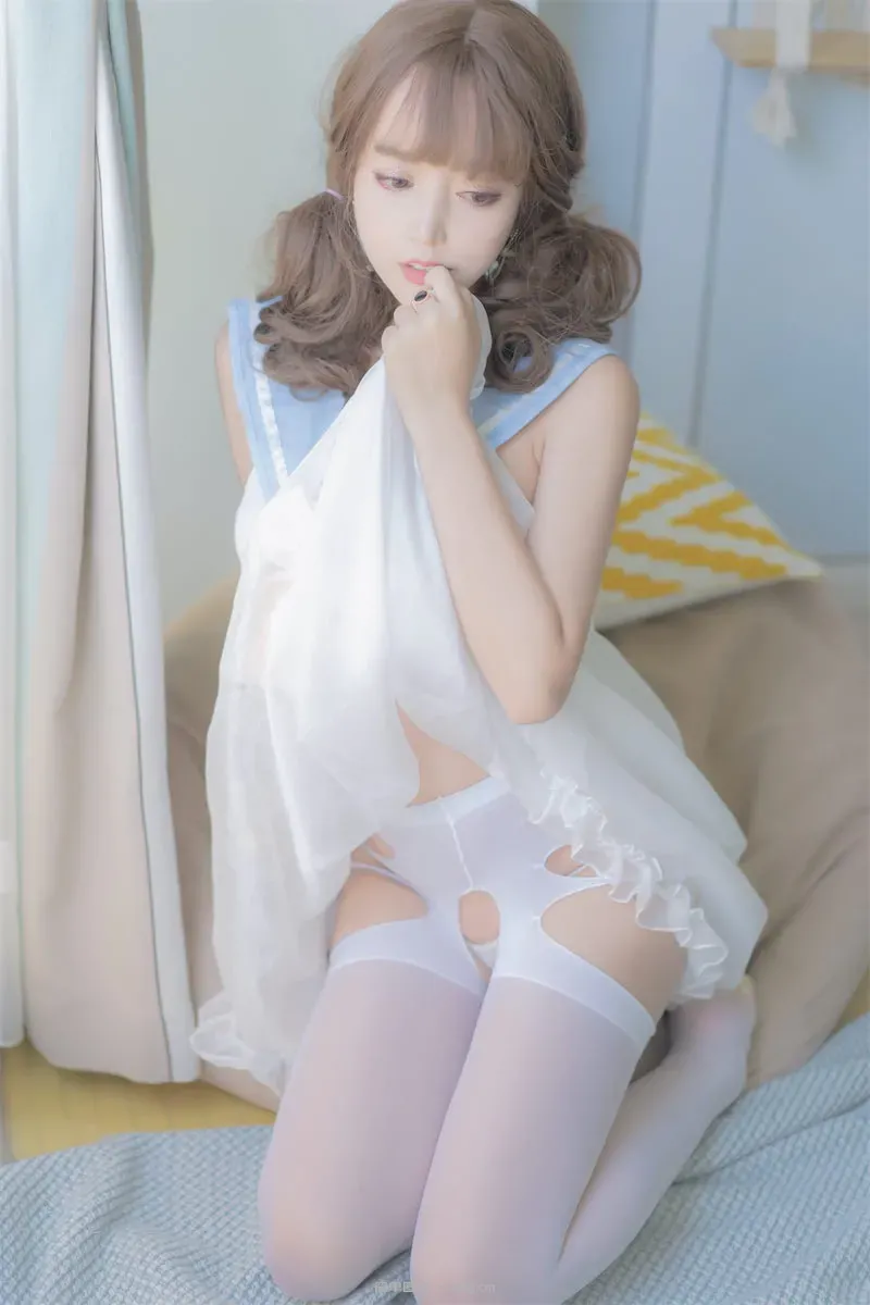 过期米线线喵 透明水手服55p-18