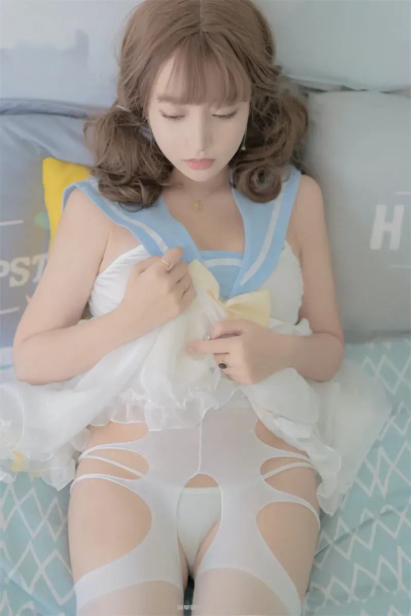 过期米线线喵 透明水手服55p-54