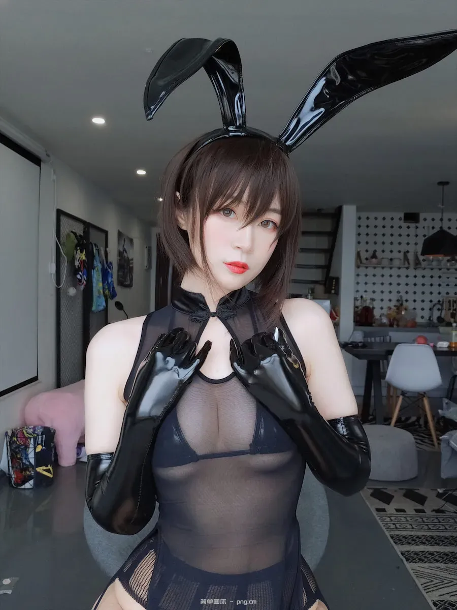 白银81透明旗袍45p2v