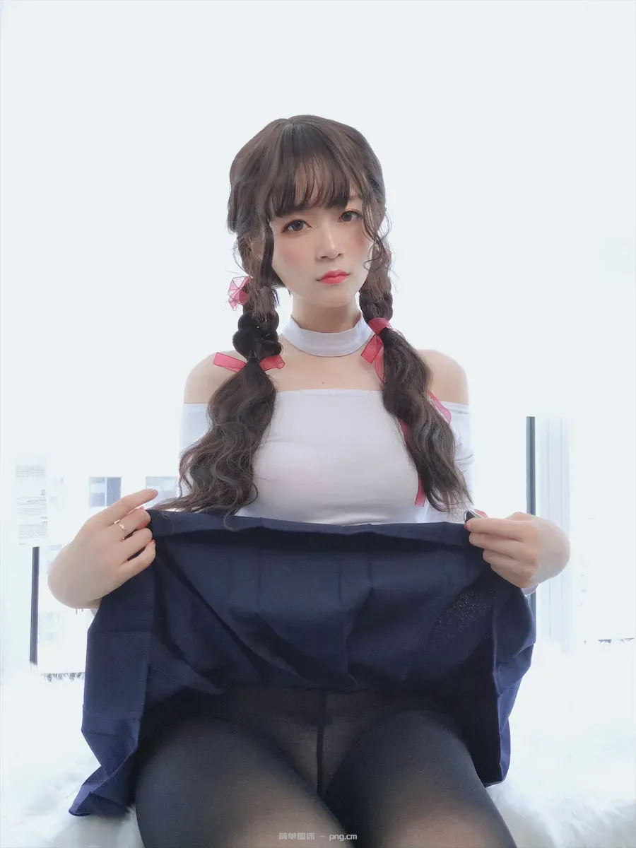 白银81邻家大姐姐黑丝45p1v-45