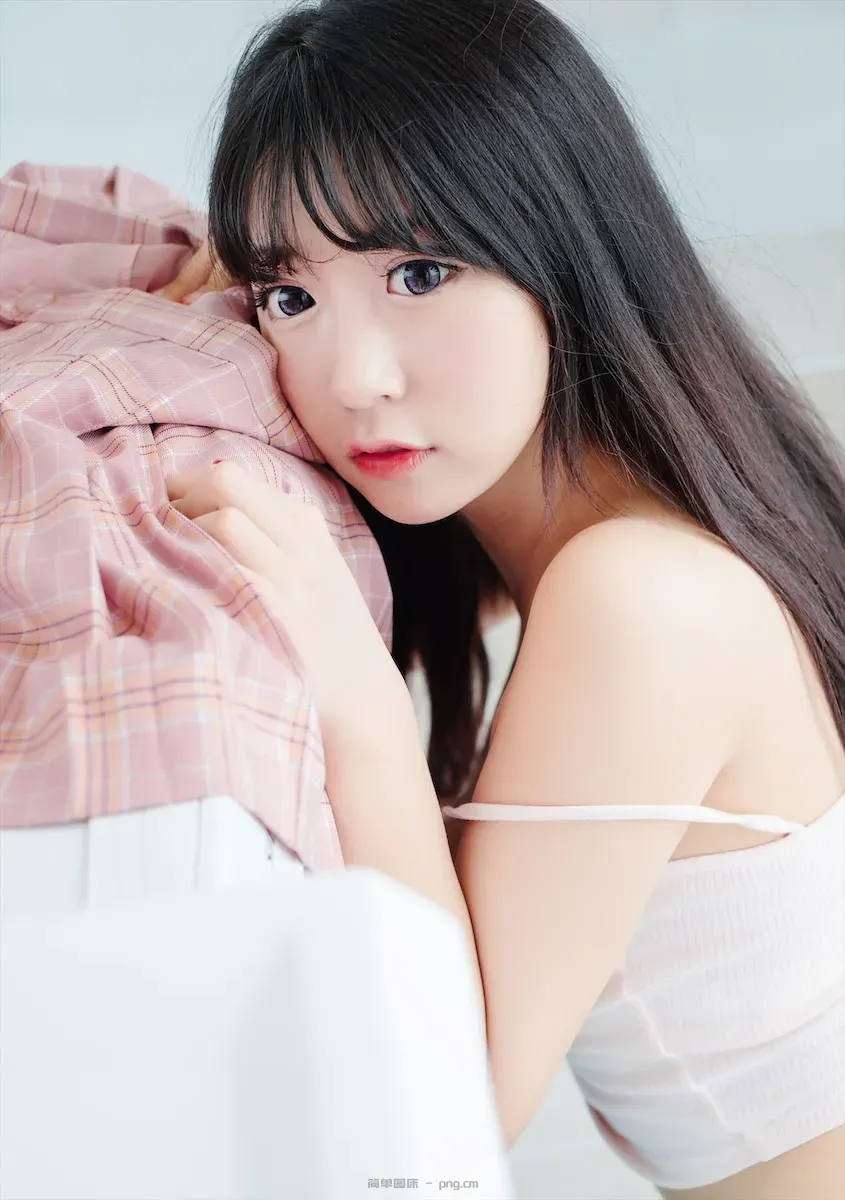 猫九酱晒衣服的小女友42p-13