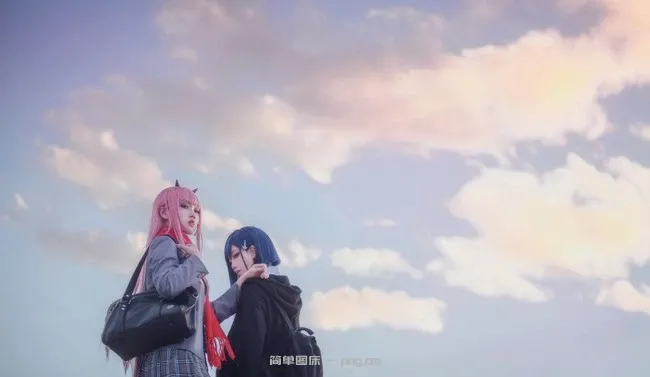 《DARLING in the FRANXX》国家队02和015Cosplay【CN：鹤祈W&楚楚子w】 (18 photos)