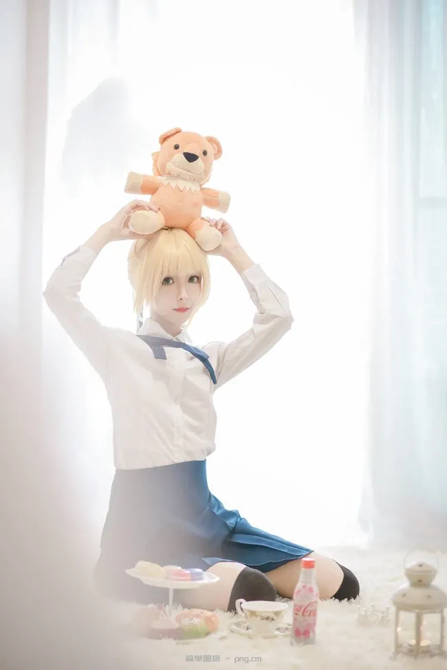 《Fate/Zero》Saber常服Cosplay【CN：洛尘尘酱】 (8 photos)-6