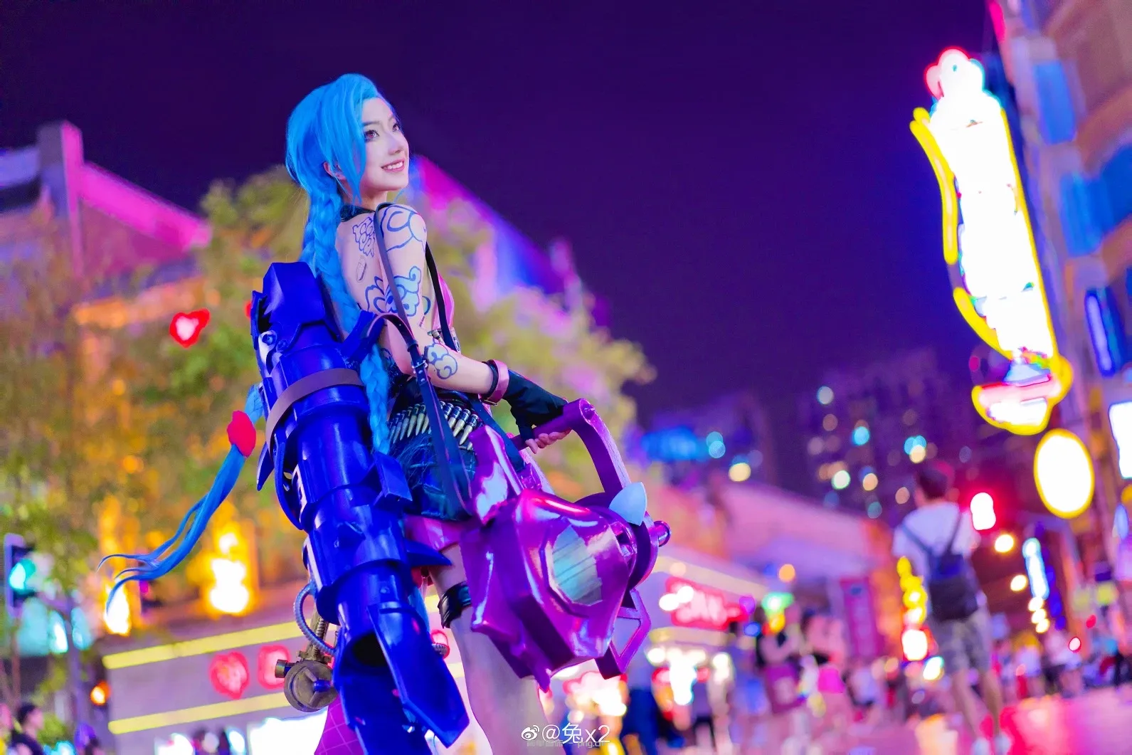 英雄联盟 金克丝 @兔x2 (9 photos)