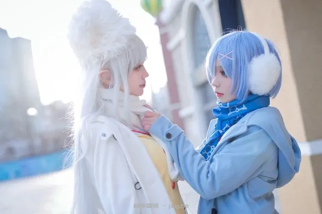 《Re：从零开始的异世界生活 》蕾姆&艾米莉亚Cosplay【CN：花柒&周叽】 (15 photos)-4