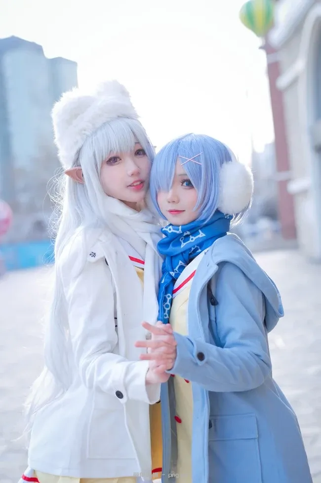 《Re：从零开始的异世界生活 》蕾姆&艾米莉亚Cosplay【CN：花柒&周叽】 (15 photos)-6