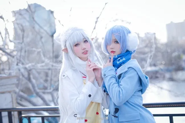 《Re：从零开始的异世界生活 》蕾姆&艾米莉亚Cosplay【CN：花柒&周叽】 (15 photos)-9