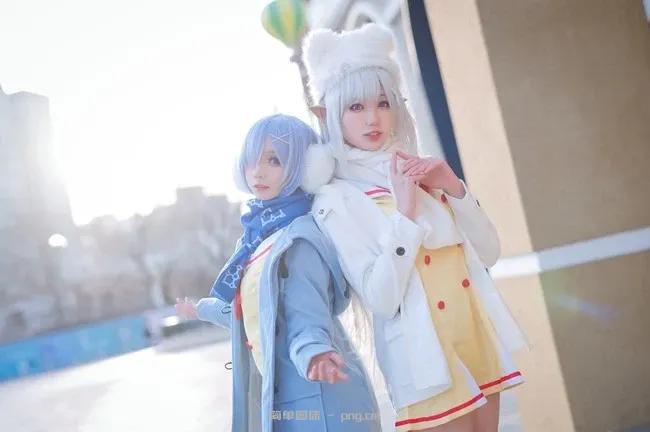 《Re：从零开始的异世界生活 》蕾姆&艾米莉亚Cosplay【CN：花柒&周叽】 (15 photos)-15