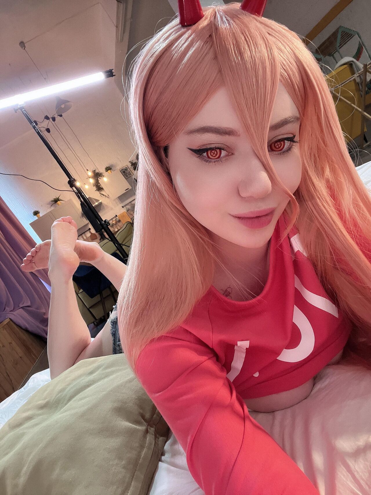 Alina Becker & Neyrodesu – Makima & Power