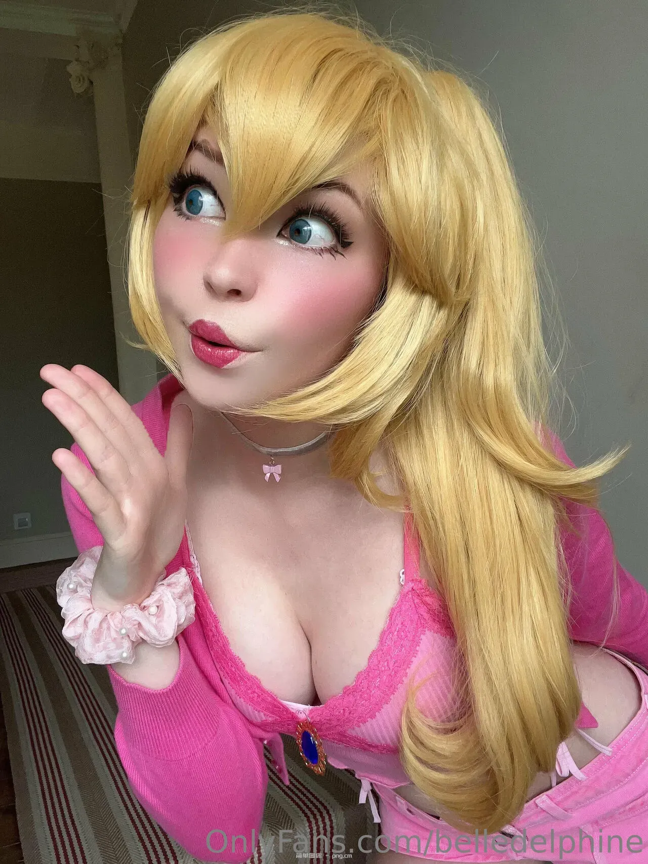 Belle Delphine – Princess Peach