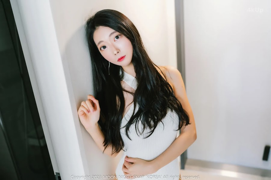 Moon Night Snap – Mona (모나) Vol.02 Covert Temptations